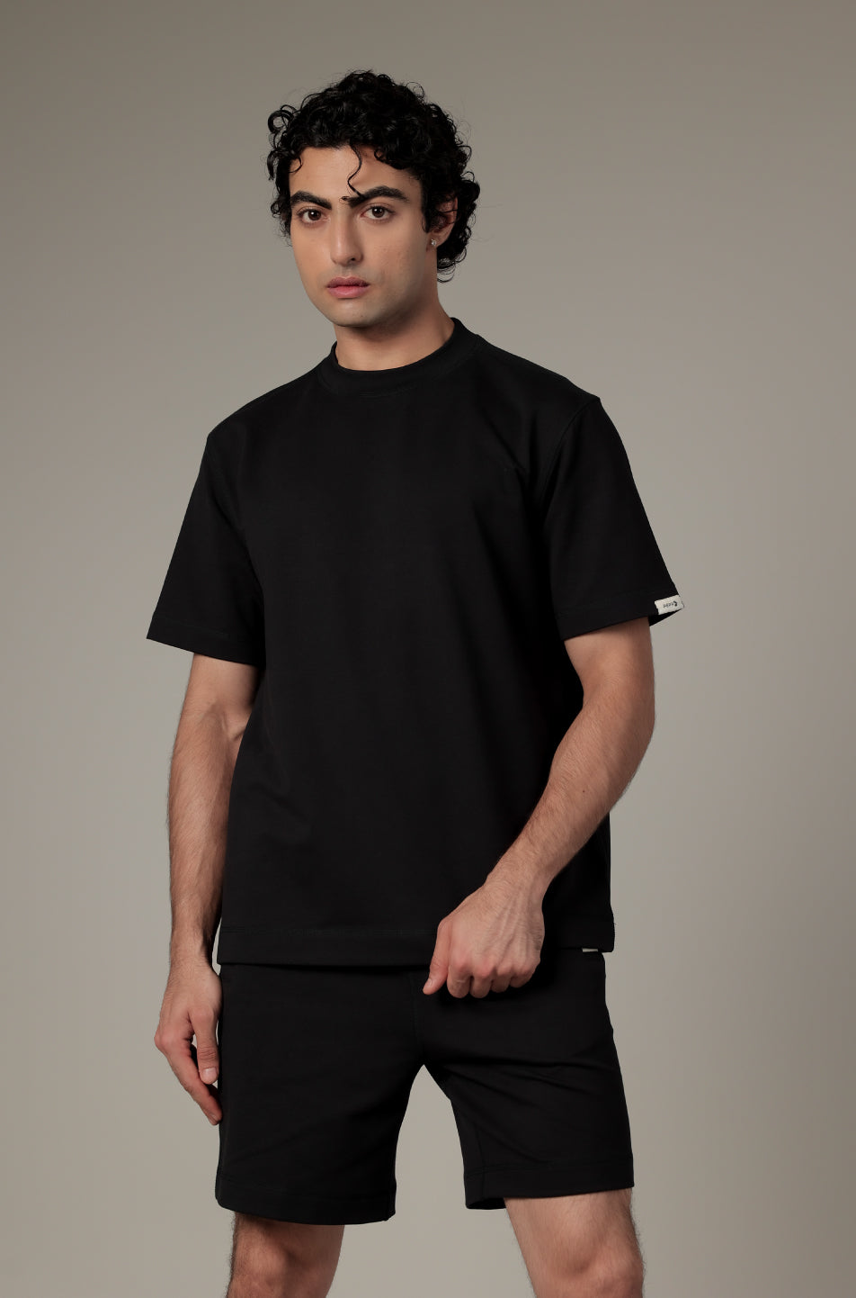 #color_Black